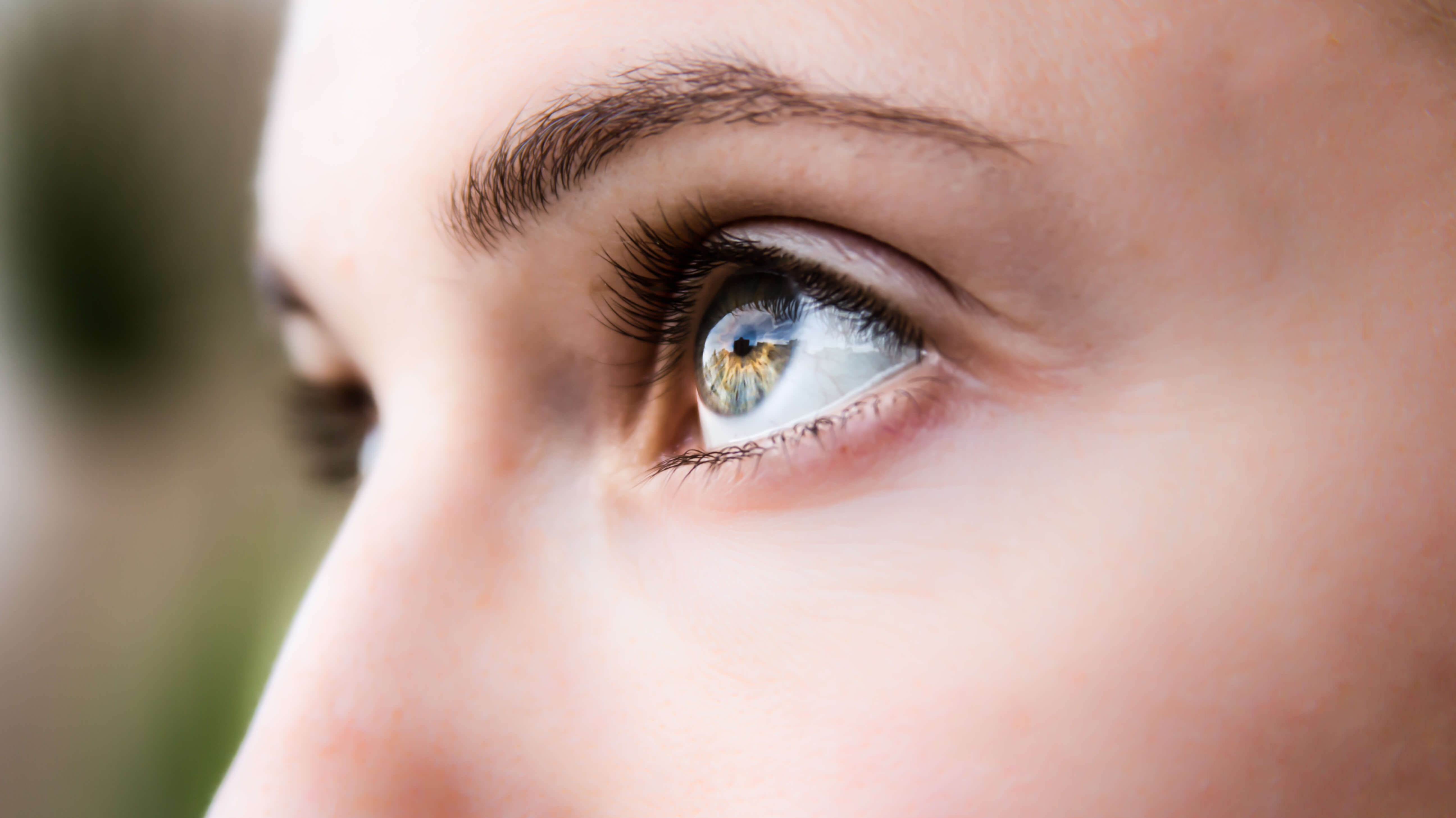 woman eye